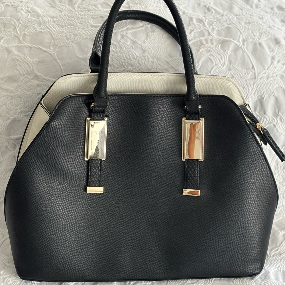 Mossimo Black and Cream Satchel Bag